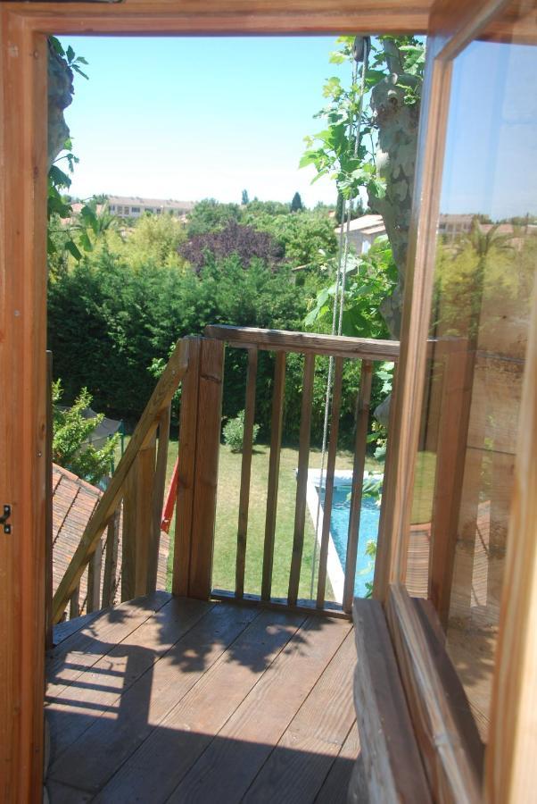 Villa Les Volets Bleus Provence Salon-de-Provence Exterior foto